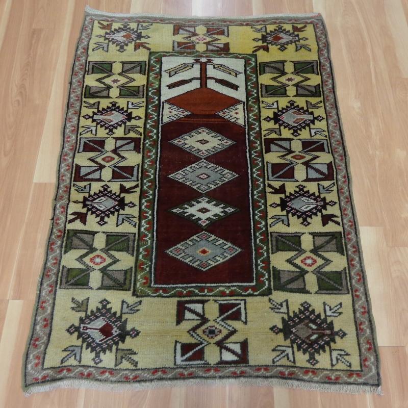 Hand Knotted Rug 2' 7 x 3' 11 Red Turkish Rug