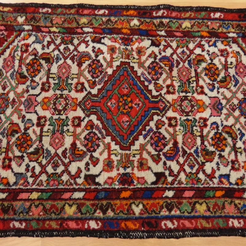 Vintage Rug 2' 3 x 3' 10 Ivory Hamedan
