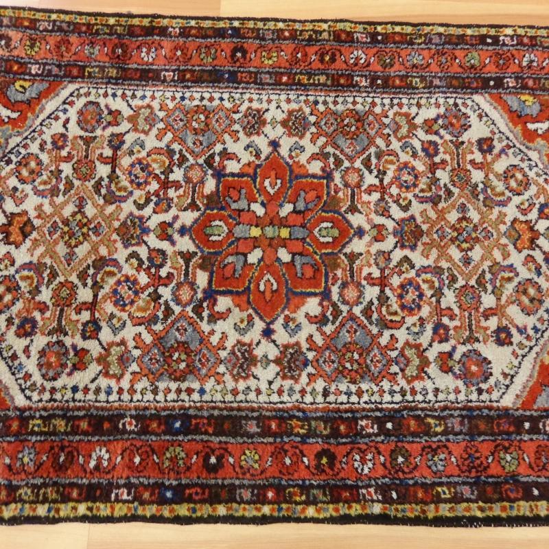 Vintage Rug 2' 7 x 4' 1 Small Red Hamedan