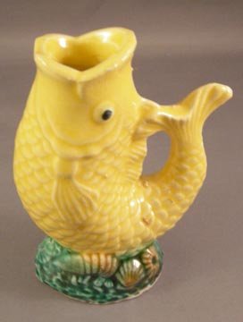 Yellow Colored Spouthing Fish Bubblier Aquarium Ornament