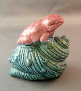 Vintage Aquarium Ornament Toad On A Shell
