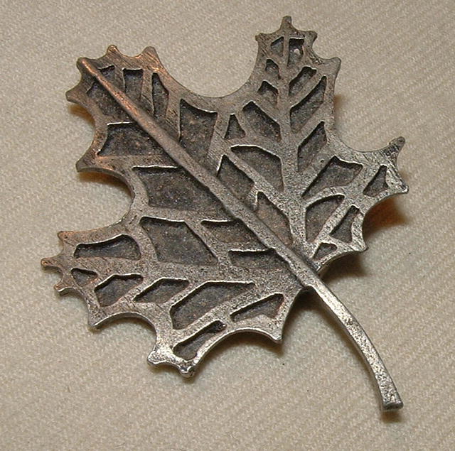 1978 Metzke Pewter Maple Leaf Brooch