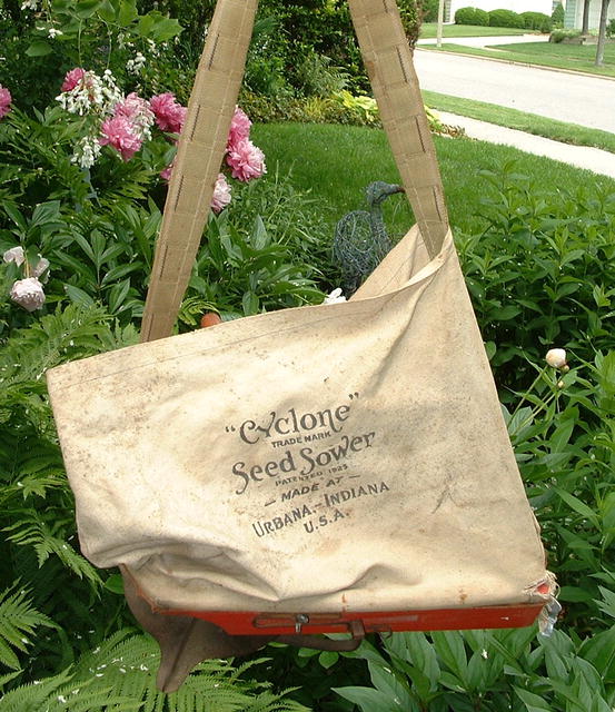 Antique 1925 Cyclone Rotary Style Seed Sower