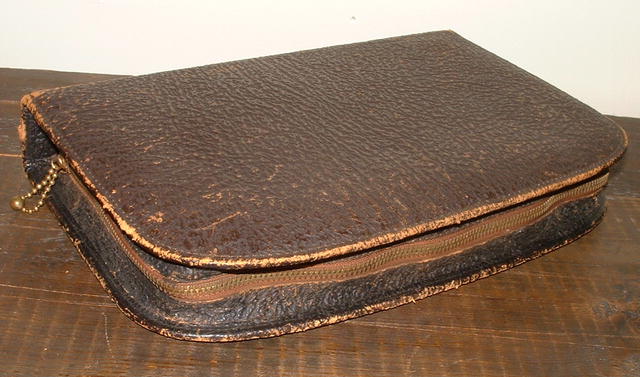 Antique Leather & Ebony Men's Toiletry Kit