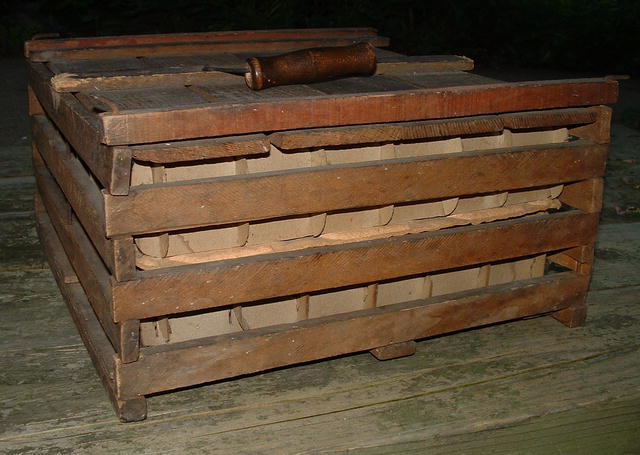 Antique Primitive Humpty Dumpty Egg Crate
