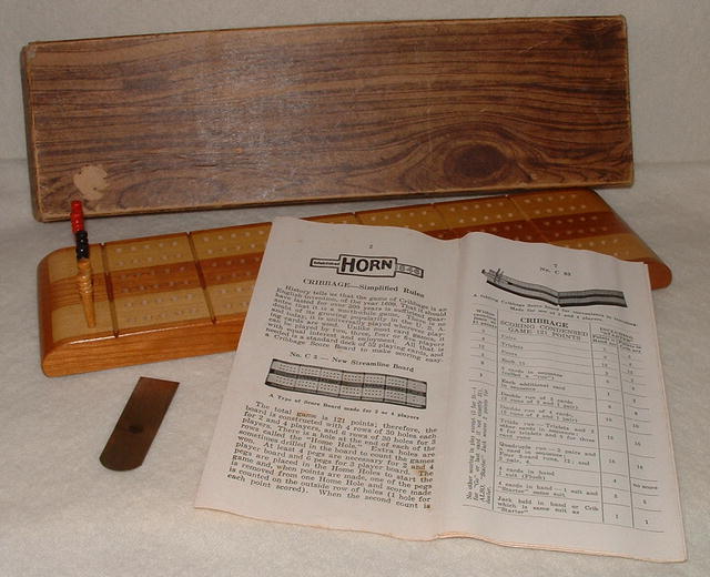 Antique Horn Wooden Cribbage Board No. C 36, Circa 1937