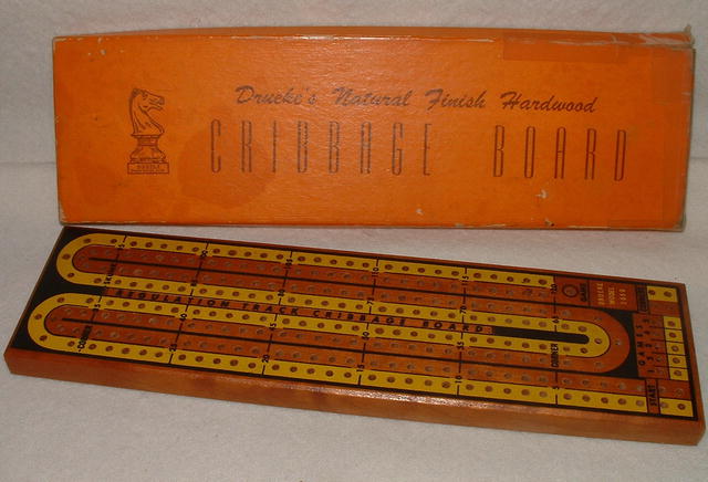 Vintage Drueke Hardwood Cribbage Board # 2050