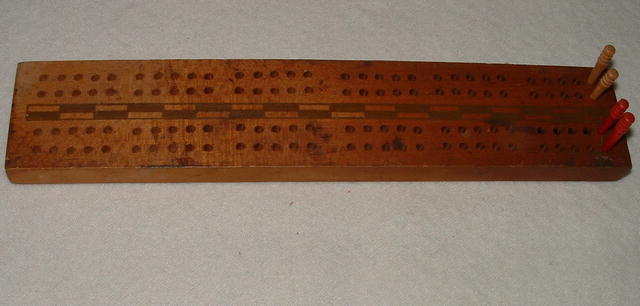 Small 9.5 by 2 Inch Vintage Wooden Cribbage Board