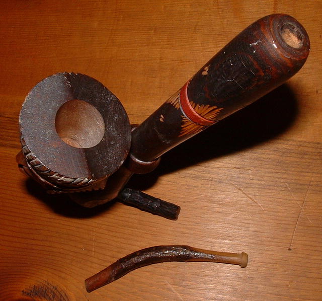 Vintage Hand-Carved Wooden Indian Head Pipe