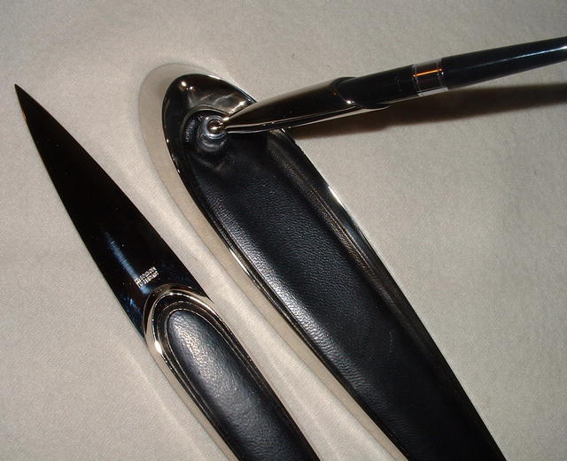 Vintage Sheaffer's & Solingen Desk Set