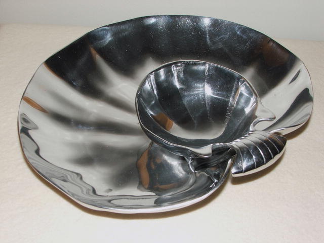 Hand-Crafted Mexican Pewter Shell-Shaped Server