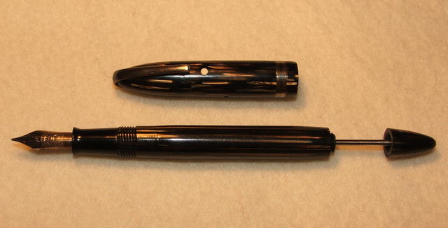 WWII Era Sheaffer White Dot Fountain Pen With Military Clip