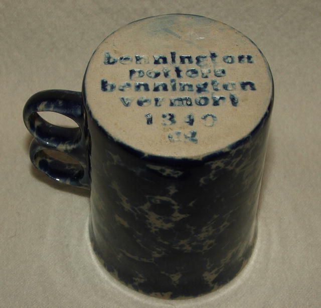 Vintage Bennington Potters Blue Agate Spongeware Trigger Mug - Gil