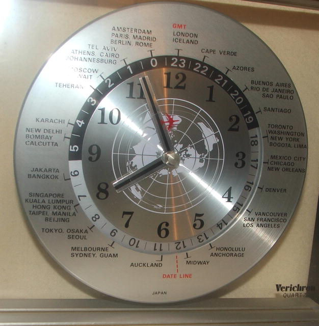 Vintage Verichron Quartz World Time Zone Clock