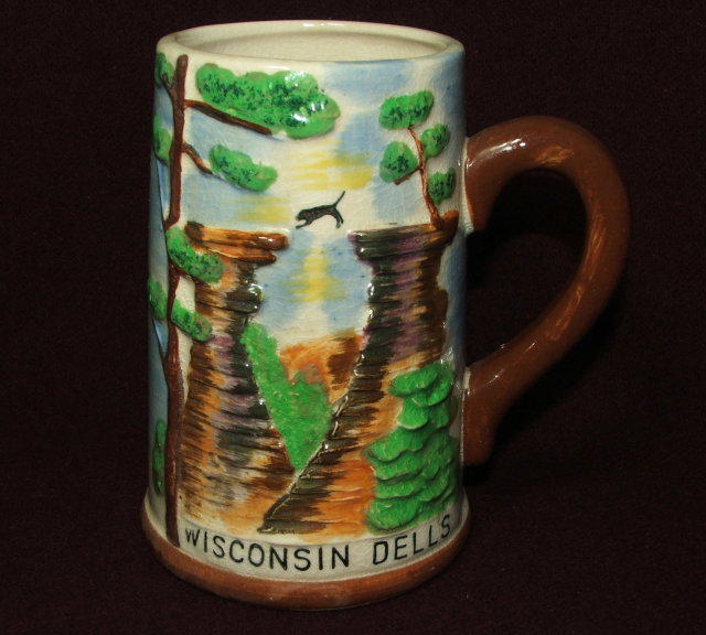 Vintage / Antique Wisconsin Dells Souvenir Pottery Stein / Mug