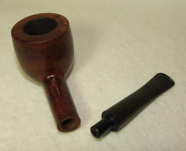 Vintage Pickwick Arms Imported Briar Pipe