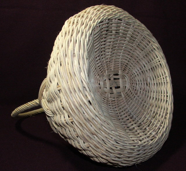 Signed Oval Wicker Kentucky Egg Basket