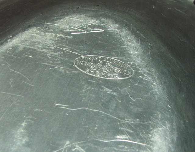 Vintage Everlast Flower Design Oval Bread Tray