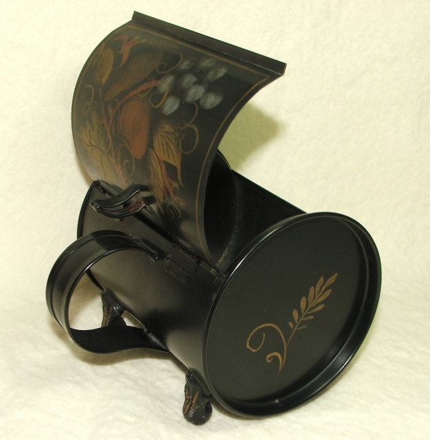 Vintage Tole Painted Silent Butler / Decorative Box