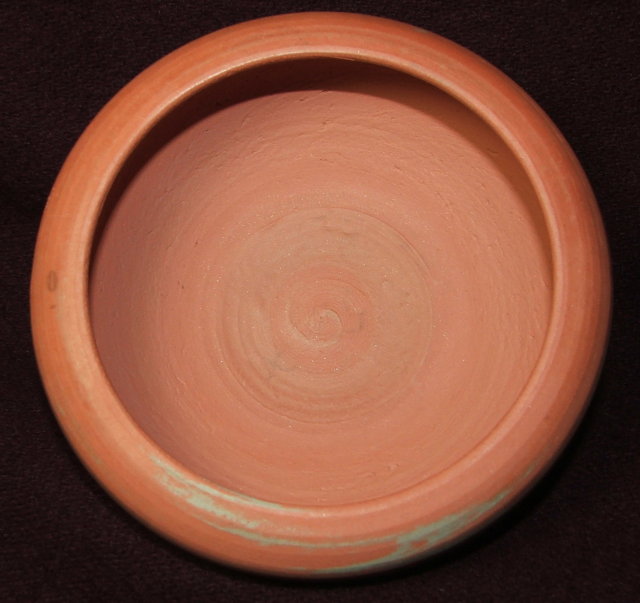 Vintage / Antique Unmarked Mission Swirl Pottery Bowl