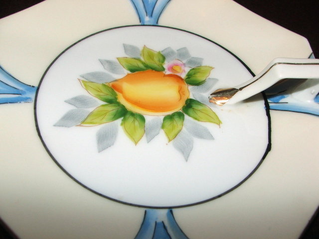 Antique Noritake Art Deco Gold-Edged Lemon Dish