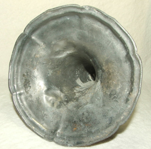 Kayserzinn German Pewter Art Nouveau Floral Candlestick / Candle Holder