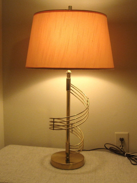 Mid-Century Spiral Brass Table Lamp