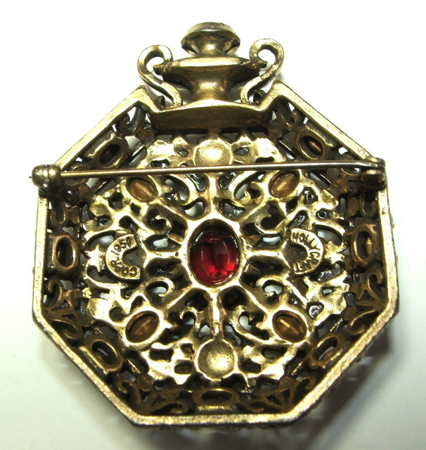 1951 Hollycraft Ruby Rhinestone Brooch with Antique Goldtone Setting