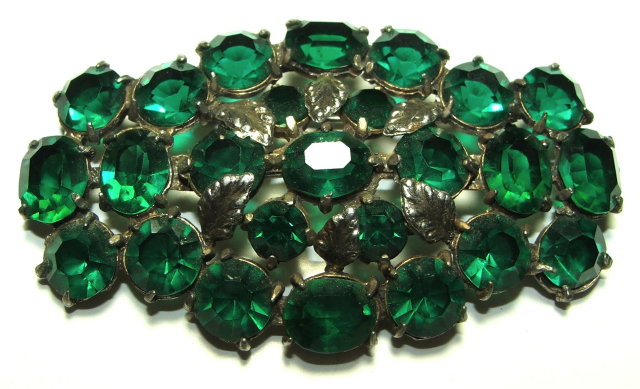 Vintage / Antique Emerald Green Glass Rhinestone Brooch
