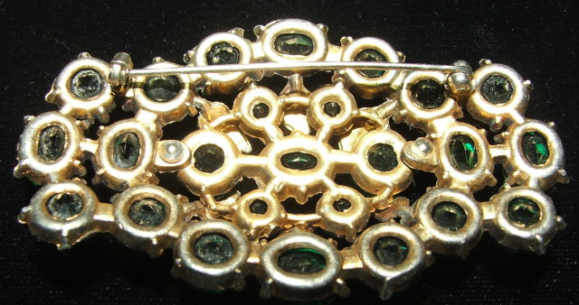 Vintage / Antique Emerald Green Glass Rhinestone Brooch