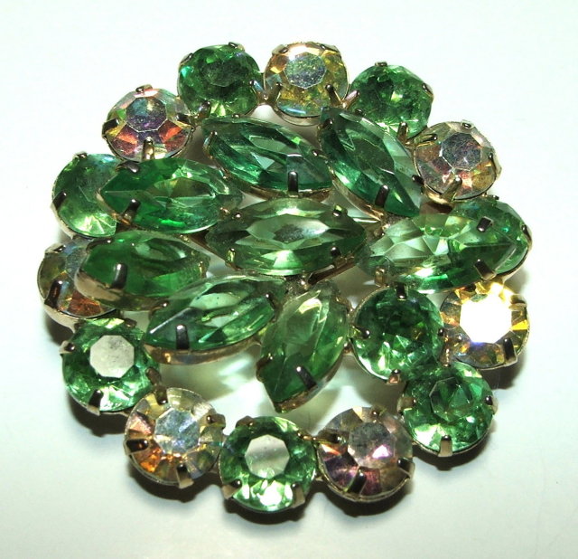 Pretty Vintage Peridot Green and Aurora Borealis Rhinestone Brooch / Pin
