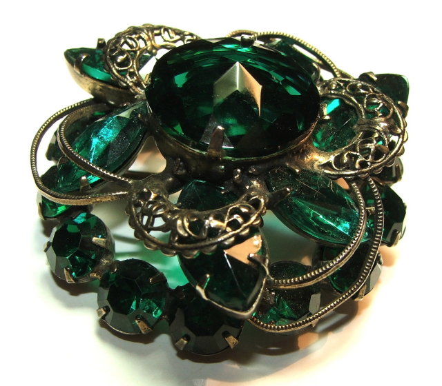 Vintage / Antique Emerald Green Glass & Pewter Filigree Brooch / Pin