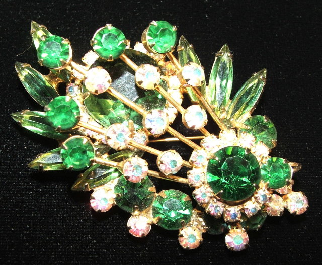 Vintage Green Glass & Aurora Borealis Rhinestone Floral Spray Broach and Earrings