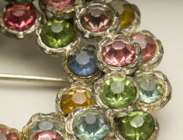 Vintage Multi-Color Rhinestone Oval Wreath Brooch
