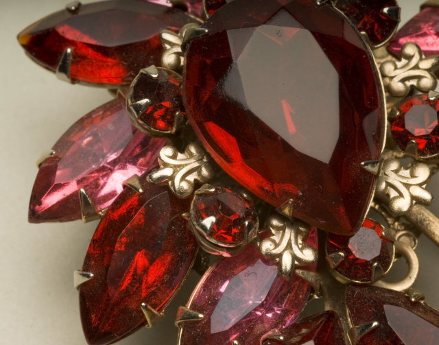 Vintage Ruby and Rose Marquise and Pear-Shaped Rhinestone Brooch