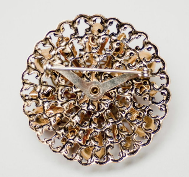 Vintage Hyacinth Glass Rhinestone and Goldtone Filigree Brooch
