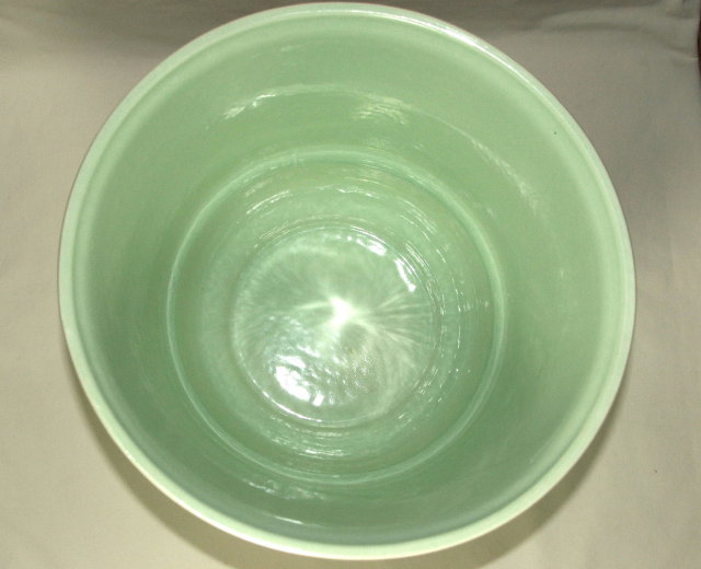 Large Cream Red Wing Jardiniere With Apple Green Interior