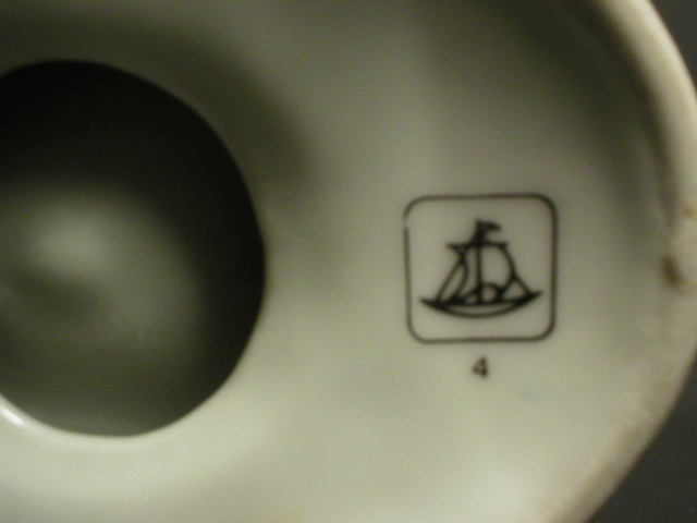 German Souvenir Duet Cigar & Cigarette Ashtray