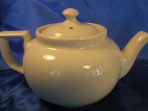 Hall China Boston Shape 4-Cup Teapot