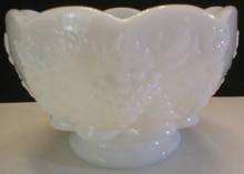Pretty Westmoreland Milk Glass Grape Pattern Cocktail Fruit Bowl