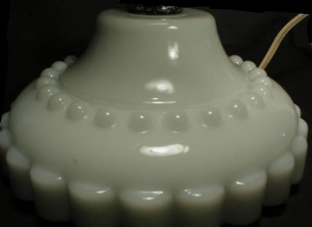 Pretty and Shabby Chic Diamond Pattern Milk Glass Lamp
