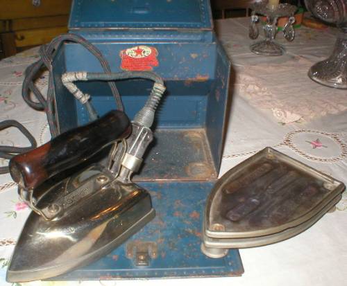1921 Sunbeam Electric Iron w/ Steel Box