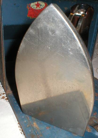 1921 Sunbeam Electric Iron w/ Steel Box