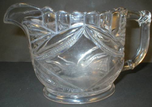 EAPG - Pillow-In-Oval Creamer
