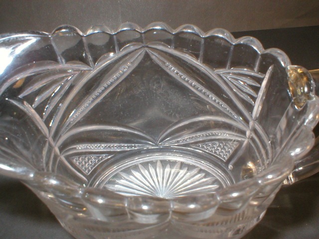 EAPG - Pillow-In-Oval Creamer
