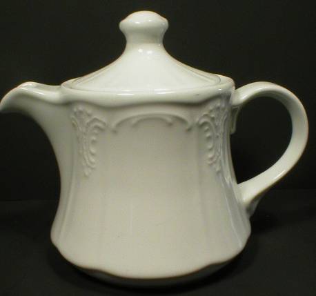 Lilien Austria Porcelain Hotel Teapot - Bellevue