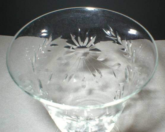 Glastonbury Lotus Majesty Pattern Cocktail Stem