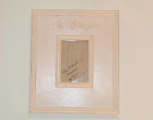 4 x 6 Frame with Floral Applique