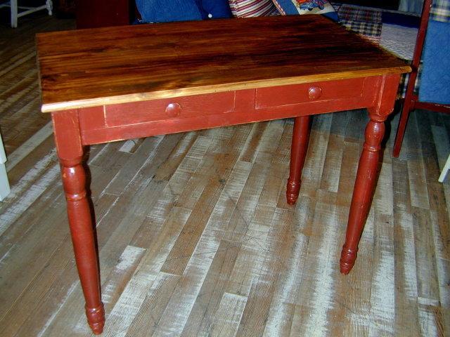 Turned Leg Desk