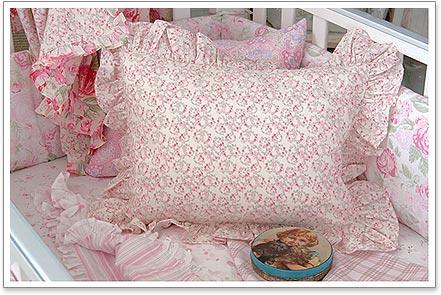 Girl's Crib Bedding